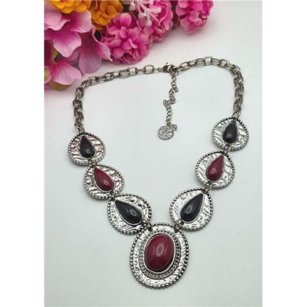 Erica Lyons Statement Necklace Silver Tone Blue Red Teardrop Links Cabochon 24"